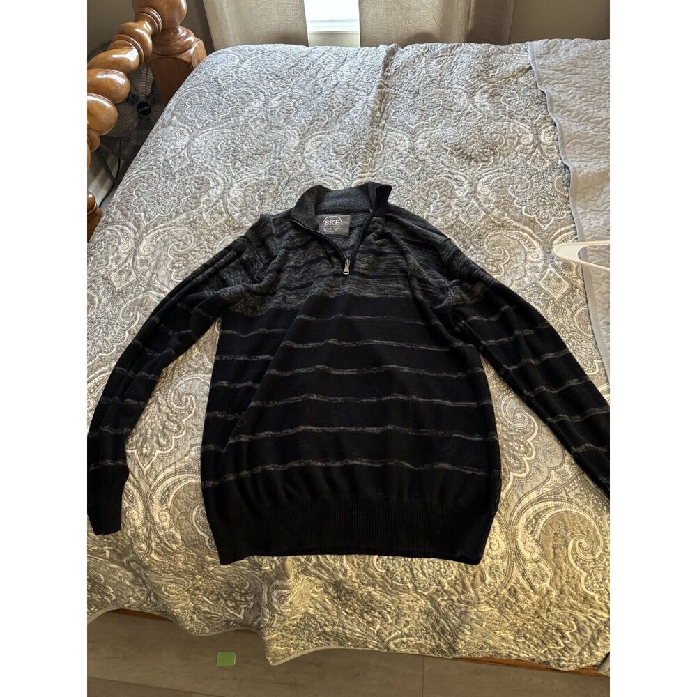 BKE Buckle Sweater 1/4 Zip Athletic Fit Mens Large Dark Blue Gray Knit Pullover